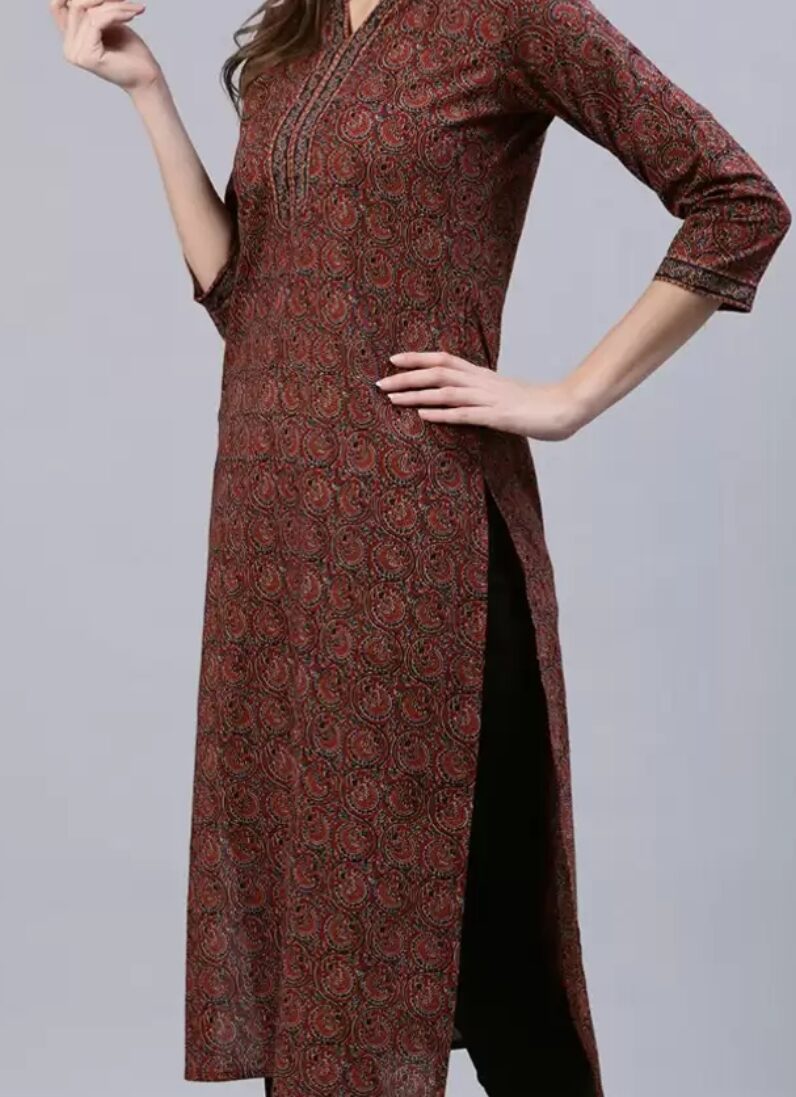 nayo woman maroon